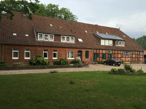 Hier sollte ein Bild vom Wohnhaus von vorne sein